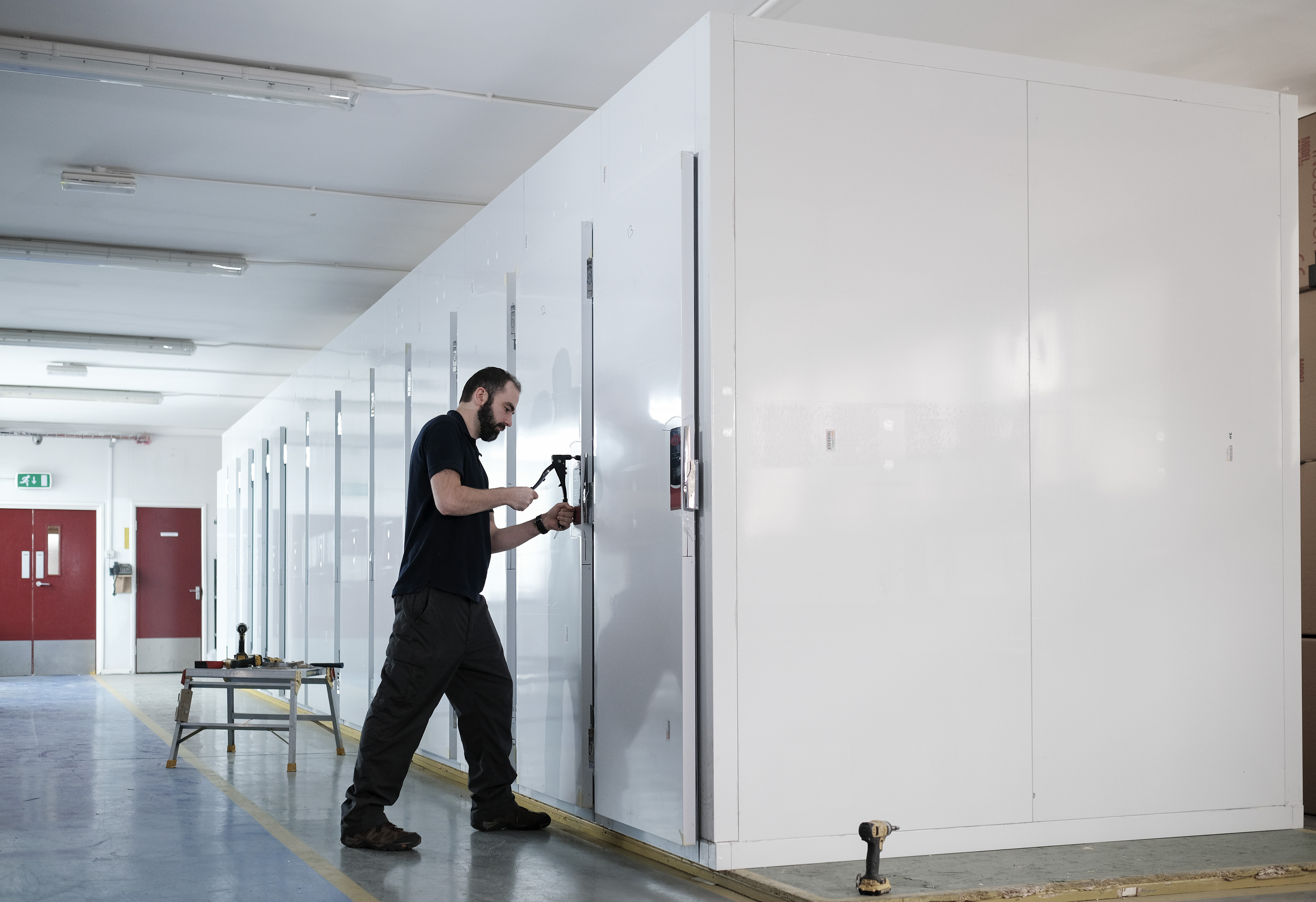 Prebuilding body storage cabinet