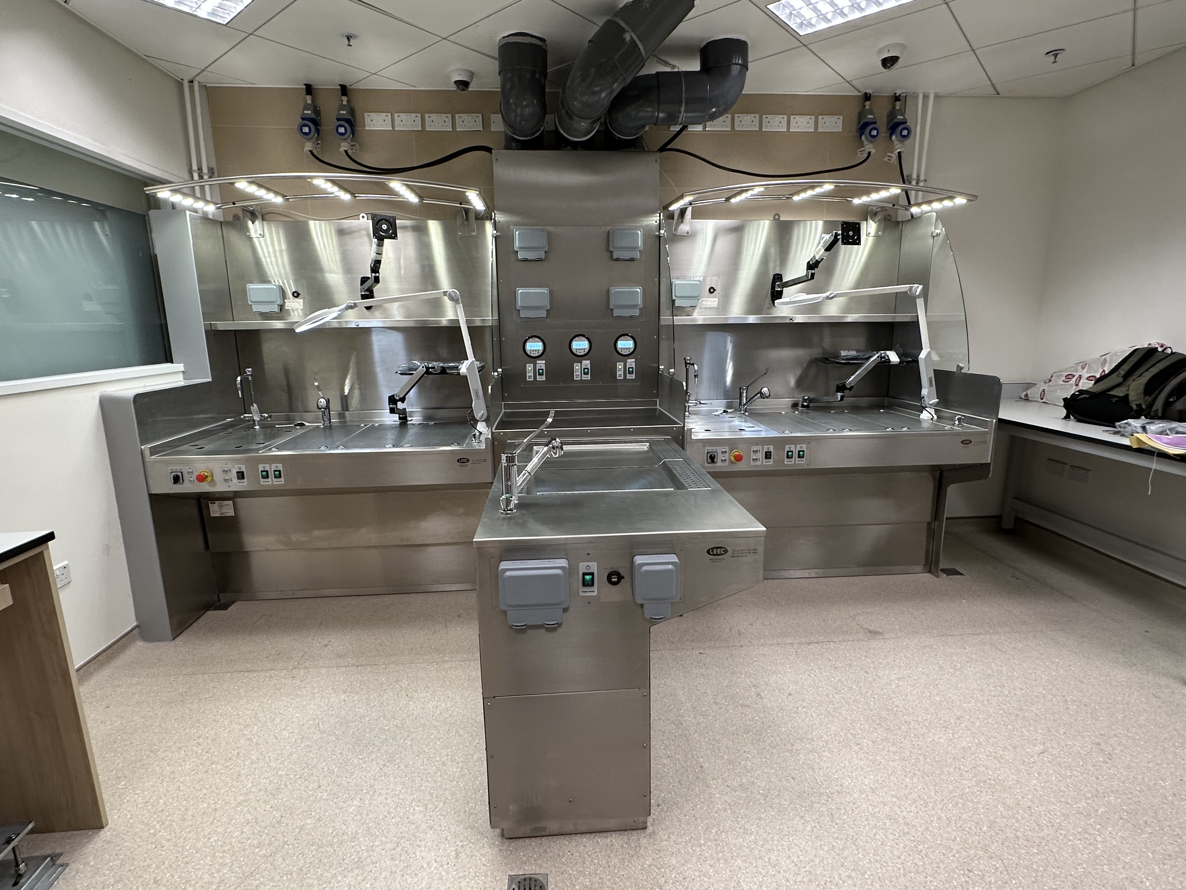 6FF4FA05 BB27 44E6 82E4 CC4B4513A5B8