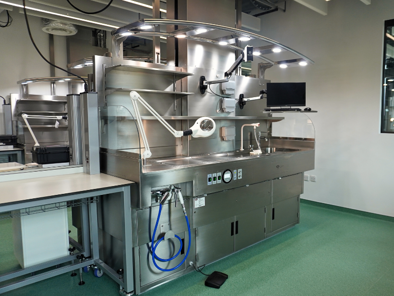 Grossing Stations For Cancer Research