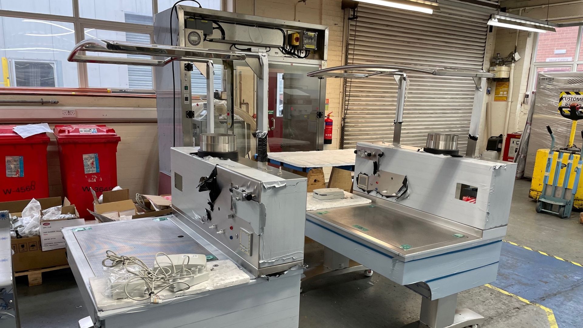 LEEC equipment made in Nottingham, exported and installed worldwide. | LEEC